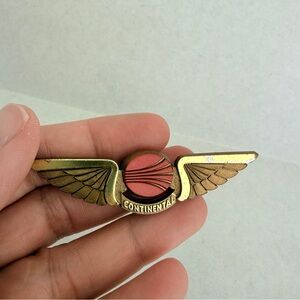 Vintage Continental Airlines Junior Pilot Wings Pin